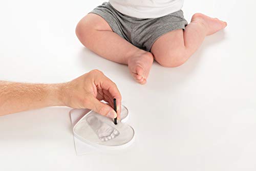 Комплект за детска декорация на паметта (КРЪГ и СЪРЦЕ) печат с мрежа ръце и отстъпи крака от глина за новородените