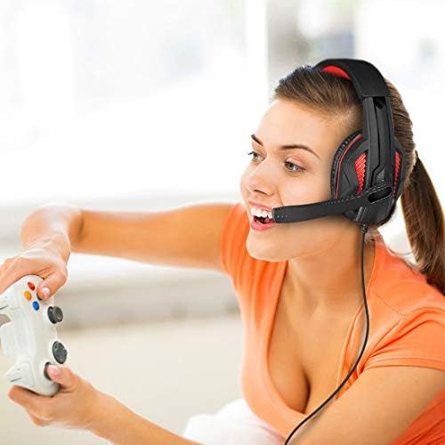 Strike Gear Commander, който е съвместим с Xbox One, PS4, PC, Nintendo Switch, детска стерео слушалки съраунд звук с меки амбушюрами повратен микрофон, шумопотискане и силен бас. (Адаптер е в