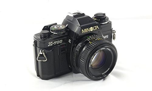 Филмова камера Minolta X-700 и обектив с ръчно фокусиране 50 mm f/1.7