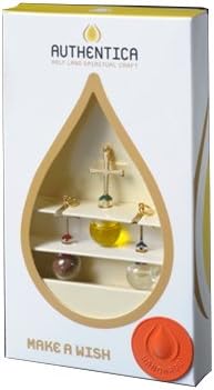 светена вода от река Йордан, бутилки с масло и земята, а също и кръст от позлатен месинг в 24 карата.Стъклени