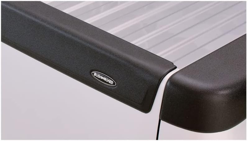 Капака на багажника Bushwacker Ultimate - фабрична | Твърди, черна, гладка довършителни | 48516 | Подходящ за 2007-2013 GMC Sierra 1500; 2007-2014 Silverado 2500 HD, 3500 HD