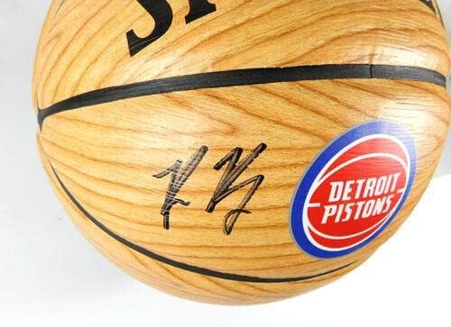 Баскетболна топка с Автограф на Брус Браун От NBA Pistons Spalding Wood Grain Баскетбол - Баскетболни Топки С Автограф