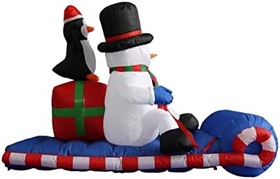 Комплект от две украса за Коледното парти, включва в снежен дължина от 6 фута, снежни човеци-пингвини с шейна, и надуваеми две пингвини с дължина от 6 фута, надуваеми ?