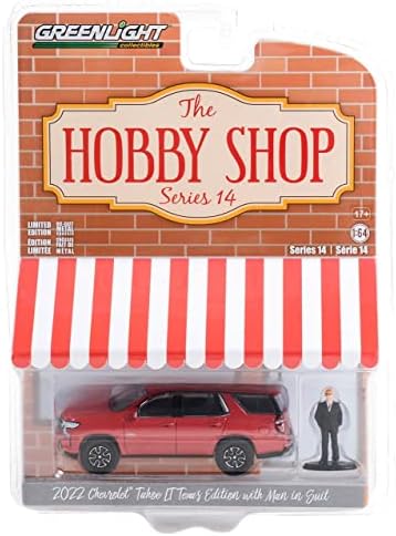 Greenlight 97140-F The Hobby Shop Series 14 - 2022 Chevy Tahoe LT Texas Edition с Мъж в костюм в мащаб 1: 64, Хвърли под