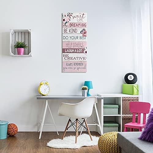 Stupell Industries Вдъхновяващи фрази за сладко момиче Нежно-Розови цветя, Дизайн Ким Алън Платно, Стенно изкуство, 17 x 40