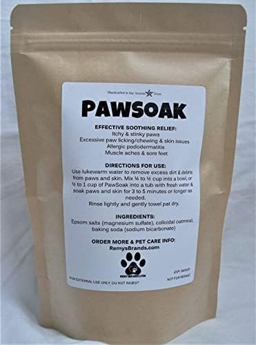Смес за вана с английска сол и Колоидна овесено брашно PawSoak от RemysBrands за кучета и Котки